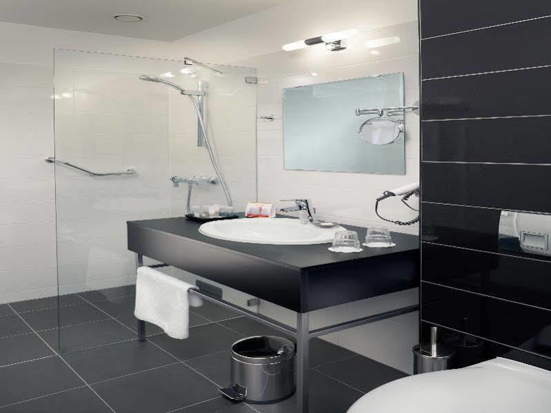 Fortyplusone Hotel, New! Soft Opening 4* Wien