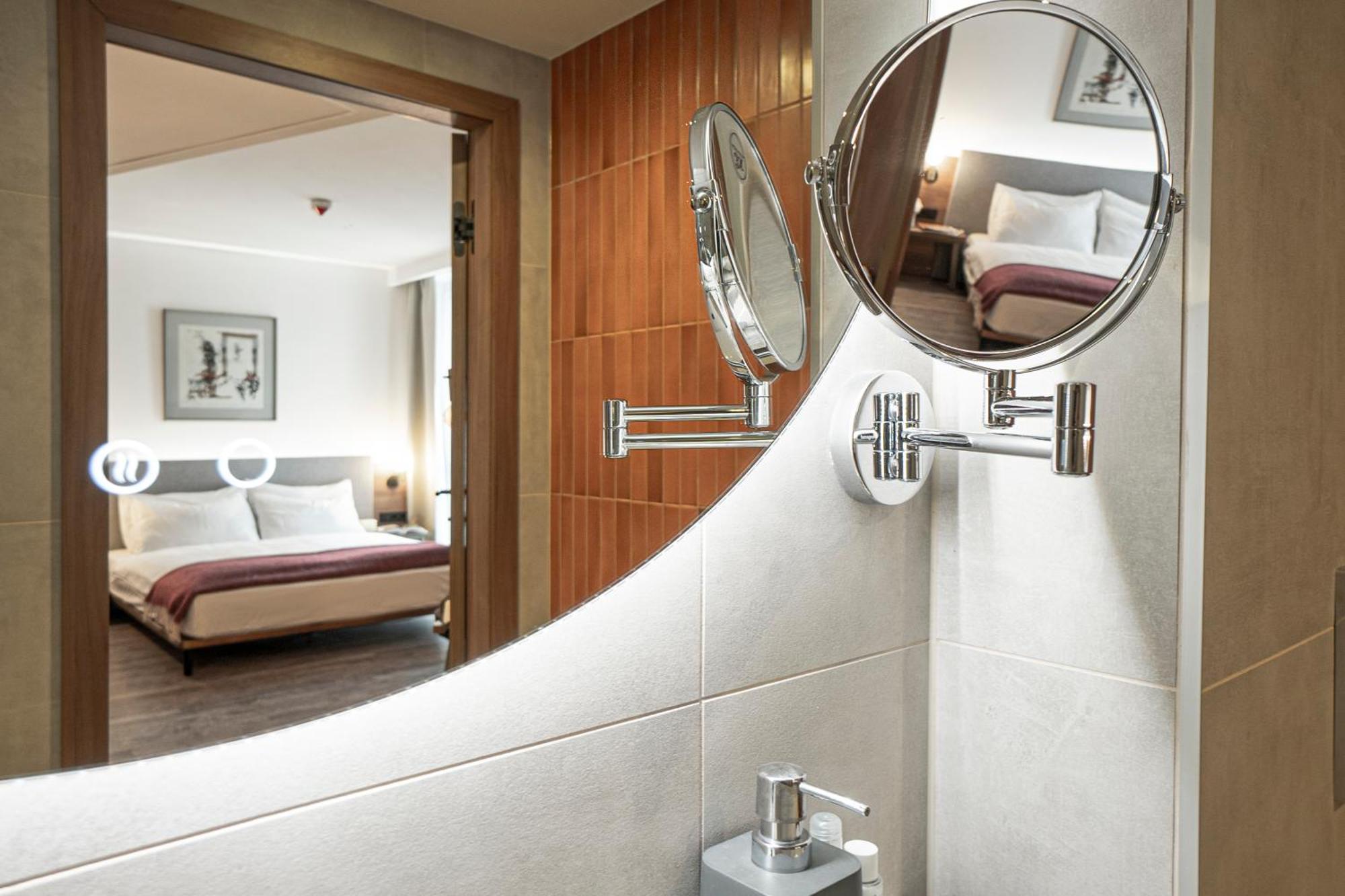 Fortyplusone Hotel, New! Soft Opening Hotel Vídeň
